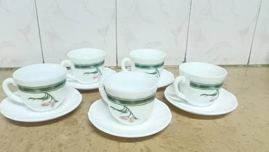 imported made by France UAE cup saucers set price nigotiable