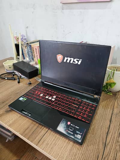 MSI GL65 i7 9750H 8GB/512GB GTX 1660 ti 6GB