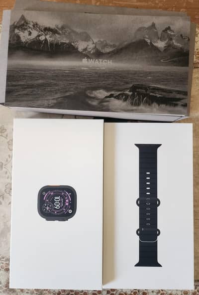 Apple Watch Ultra 3 49mm Titanium Black Box packed