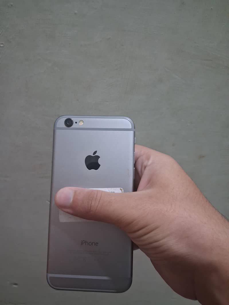 Apple iPhone 6/16 GB 2