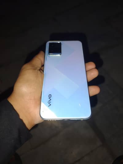 Vivo y21