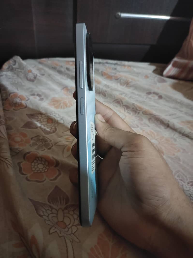 redmi a5 box opened 5