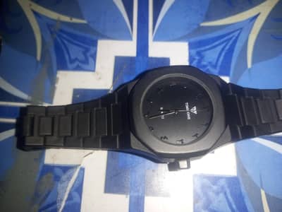 Black Metal Smart Watch. Good condition. Full Set.