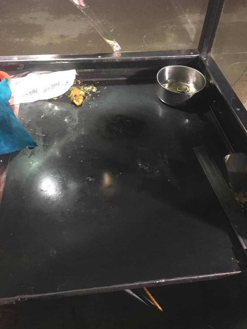 Burger counter 3