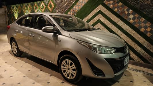 Toyota yaris manual gli