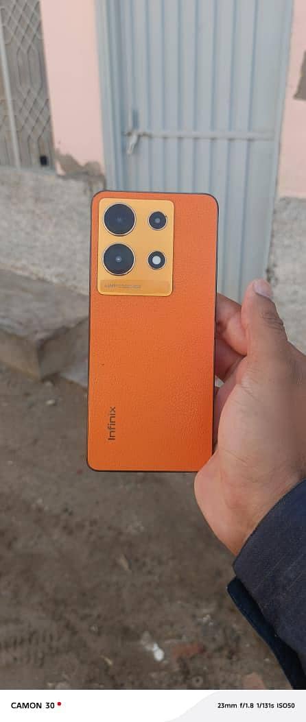 infinix note 30.8/256 0