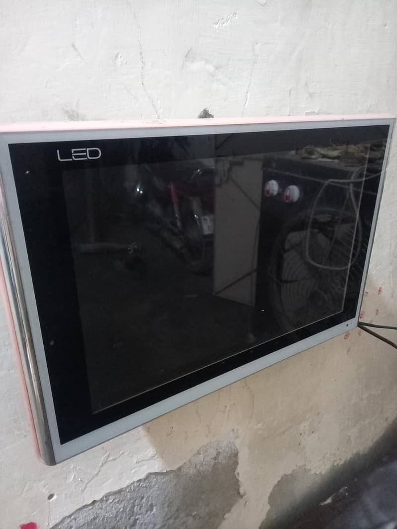 led TV  2