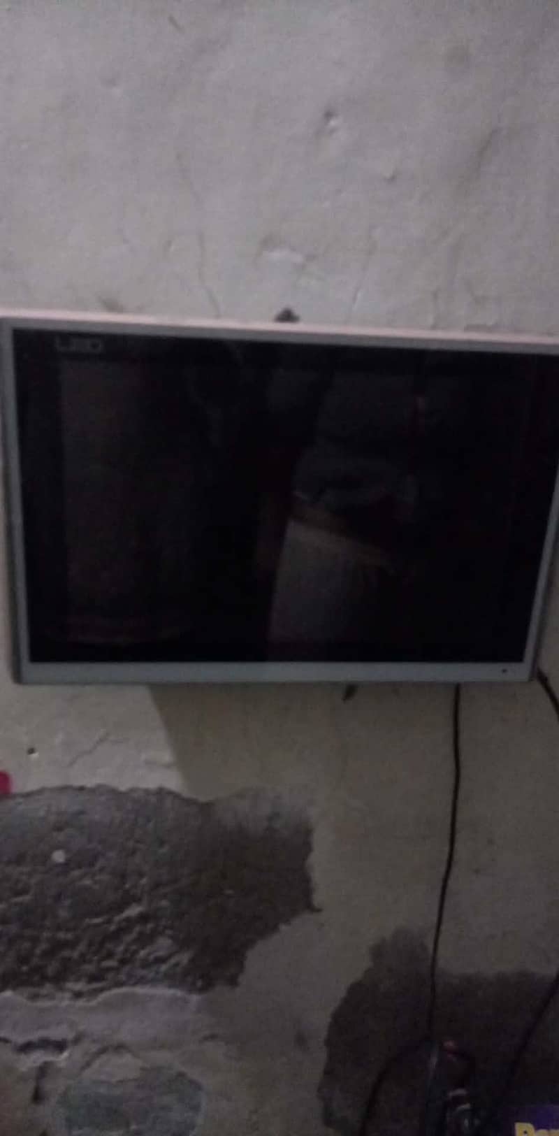led TV  3