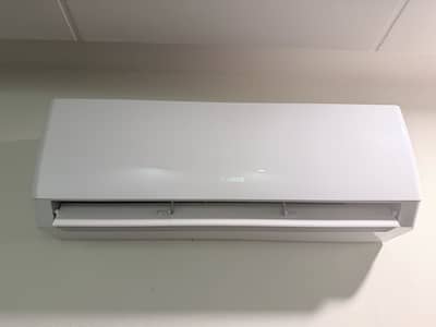 Brand new Ac Gree 1 TON