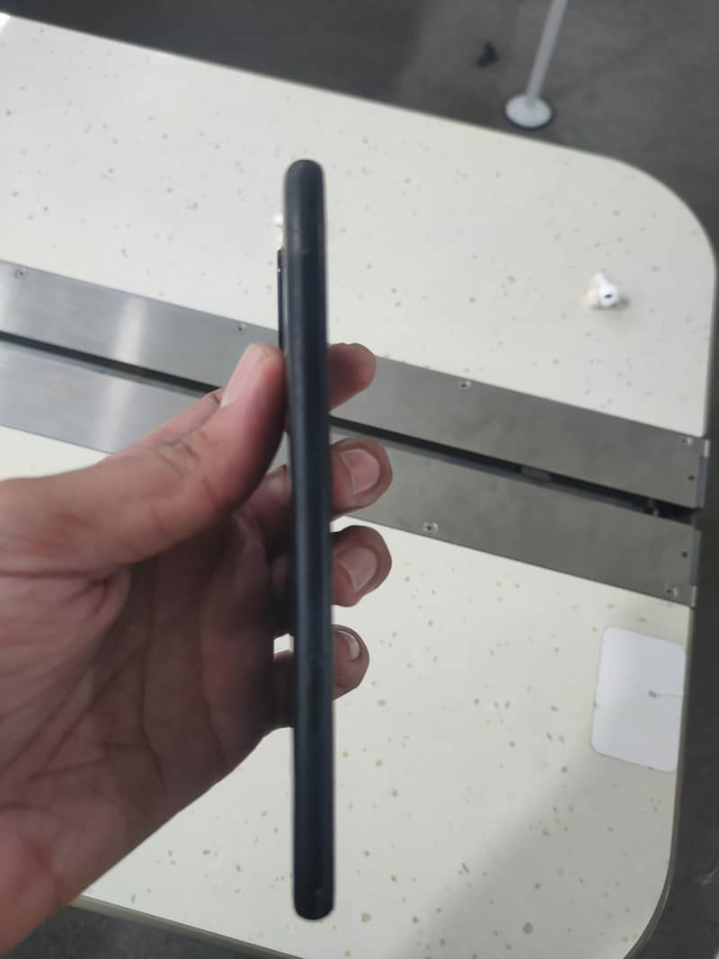 google pixel 4a 5g 1