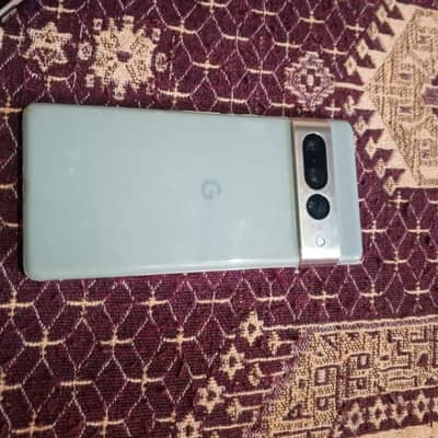 Google pixel 7 pro broken