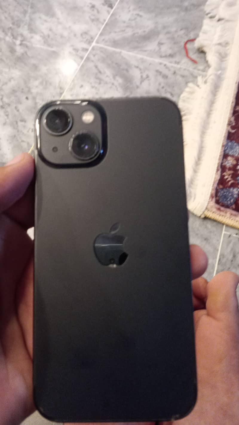 Apple iPhone 13 0