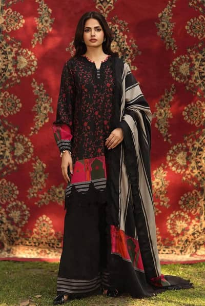 black printed lawn 3 set