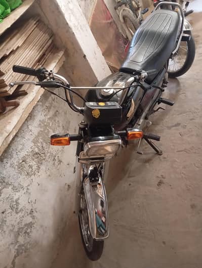 Honda CD70 2025 Model – Excellent Condition, Like New