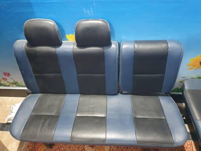 Bolan Sofa seats in Lush condition