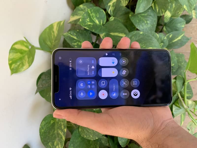 Iphone 11 pro max 2