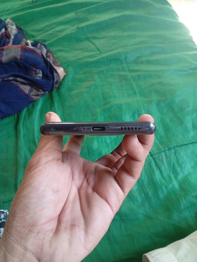Tecno Camon 30s 3