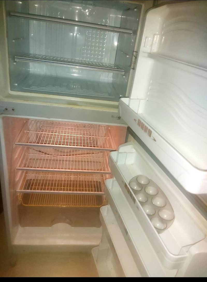 Refrigerator 1