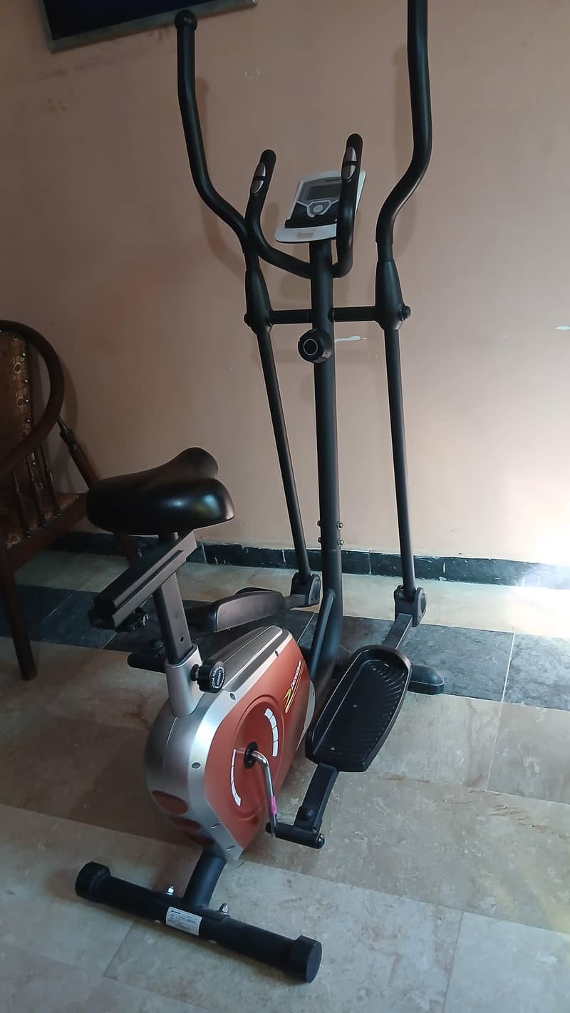 Elliptical trainer 0
