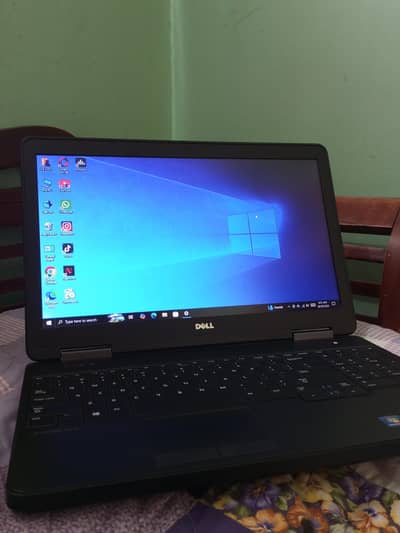 DELL LATITUDE E5540 CORE i5 4th Gen 8gb/298gb 15.6" numpad keyboard