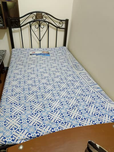 single bed for sale