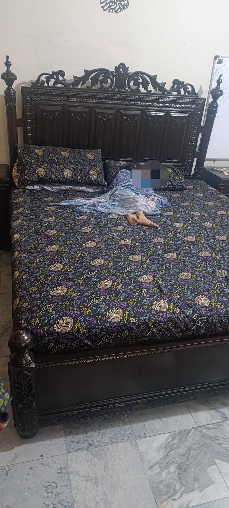 bed with side table and dressing table 0