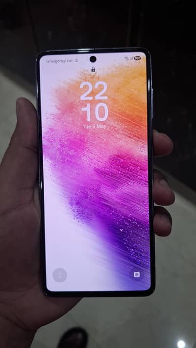 SAMSUNG A73. . . . 8. . 256