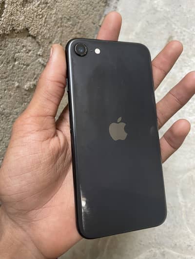 I phone se2020 factory unlock