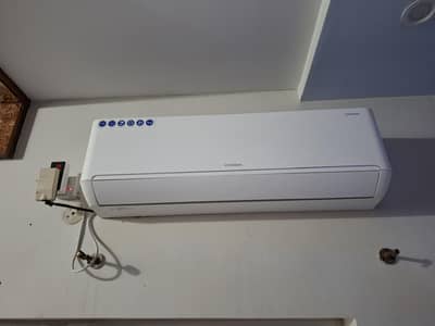 Hyundai 1.5 ton Breeze Turbo DC inverter
