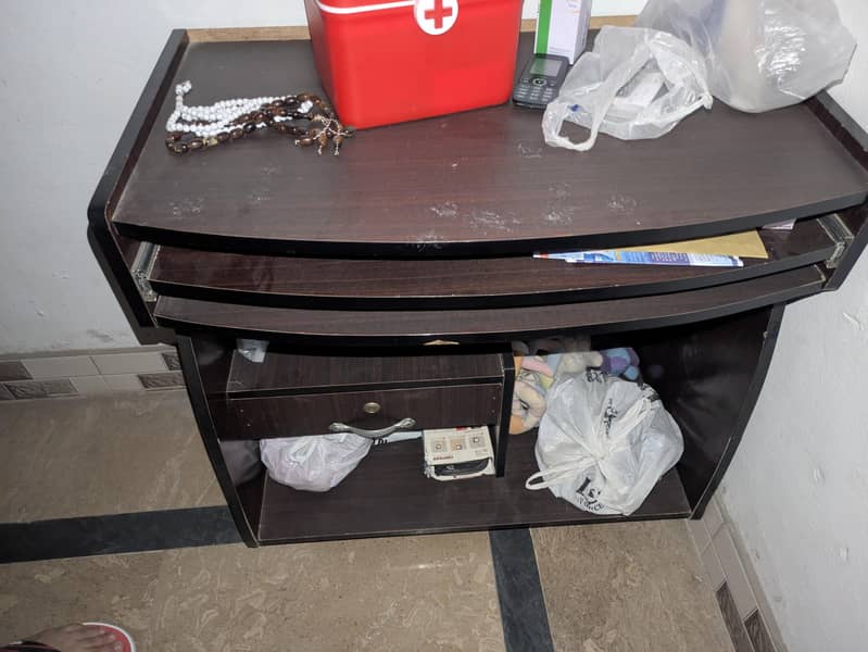 PC table. 1