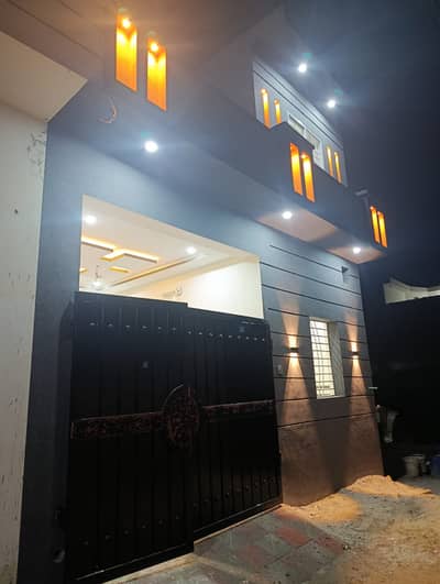 Bashir town near darbar Mehal road 2.5 mrla Sami double story fuly tile house urgent Sale,
