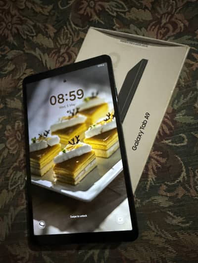 Samsung Galaxy Tab A9 WiFi 4GB 64GB 10/10 Condition