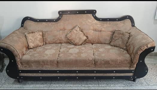 Sofa 4 sale