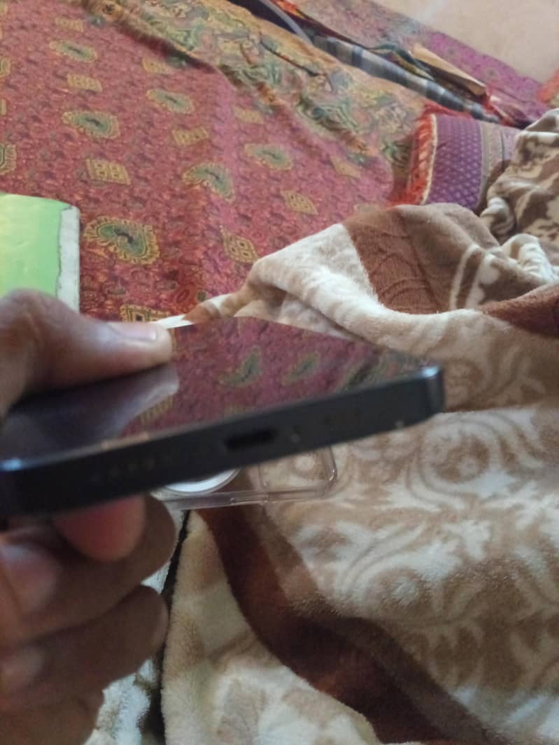 Iphone 12 4