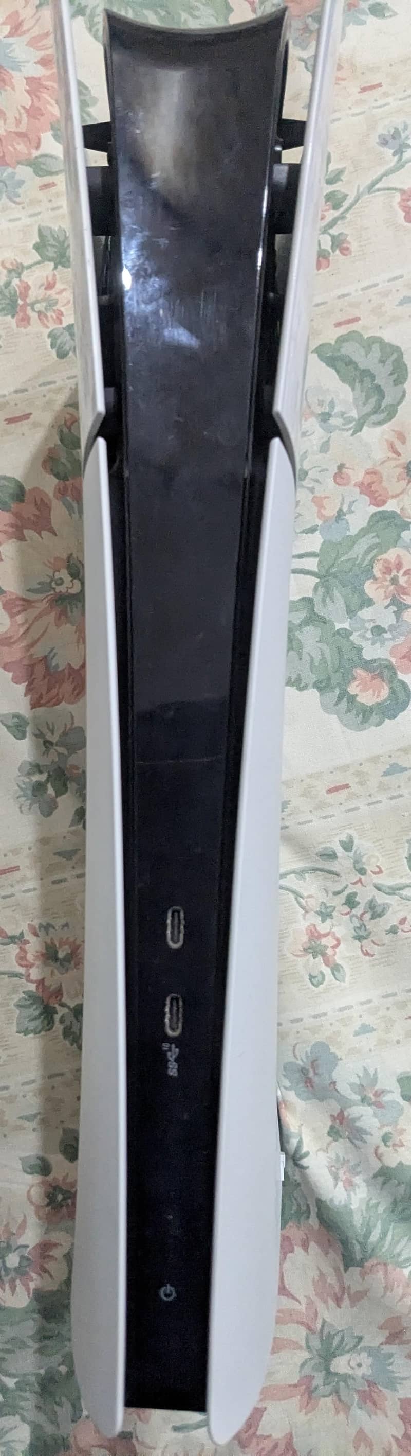 PS5 Slim Console + Controller + Games - Excellent Condition 1