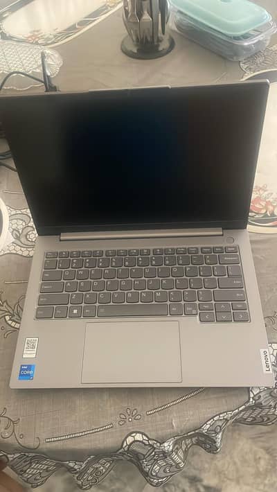 hp core i5 12 gen - price negotiable