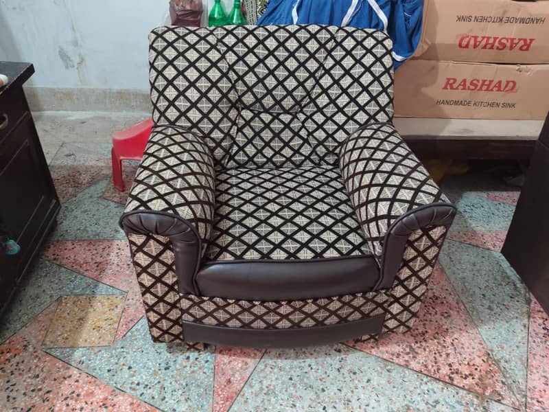 7 seater sofa 1