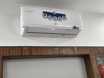 PEL Majestic 1 Ton AC - Like New Condition