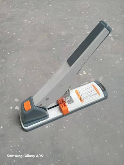stapler machine