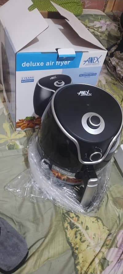 New Air fryer under warranty(urgent sale)