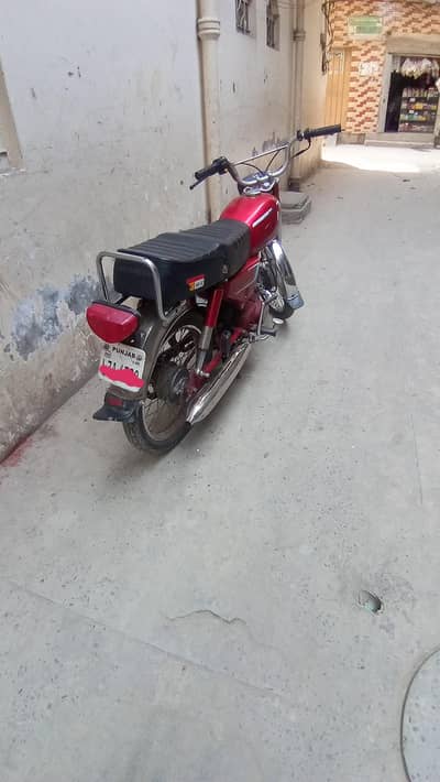 CD70t red color one hand use hai modified