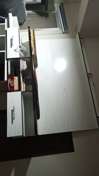 LCD rack