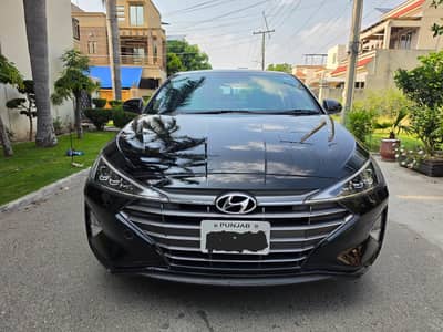 Hyundai Elantra (2022) model