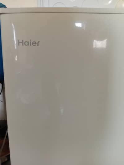 Haier Refrigerator Model: HDF-405SD
