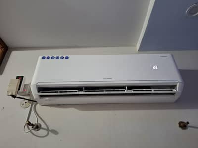 Hyundai 1.5 ton Breeze Turbo DC inverter