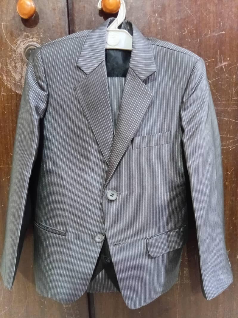 Coat pent 1