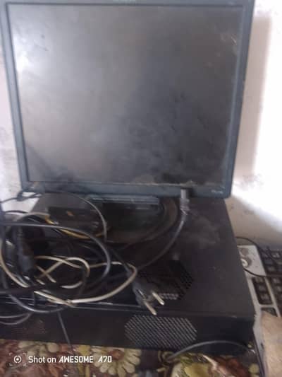 computer screen keyboard speaker