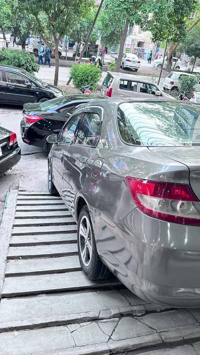 Honda city idsi vario automatic 2005 Genuine