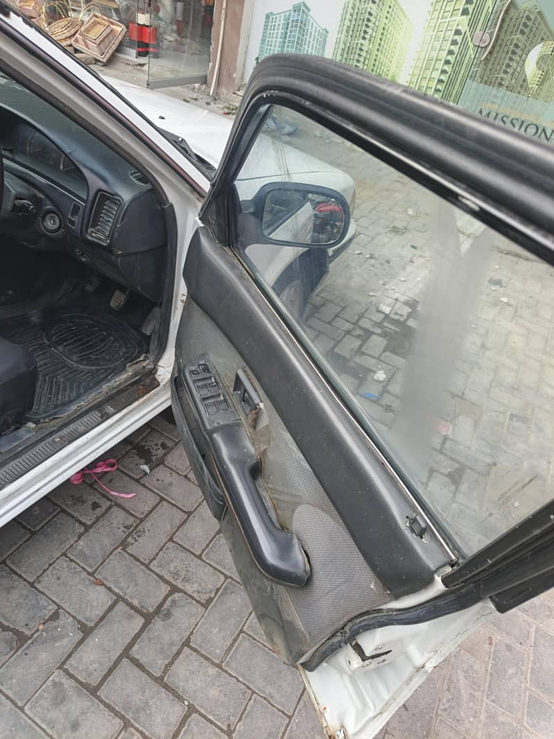 Toyota Corolla 1988 3