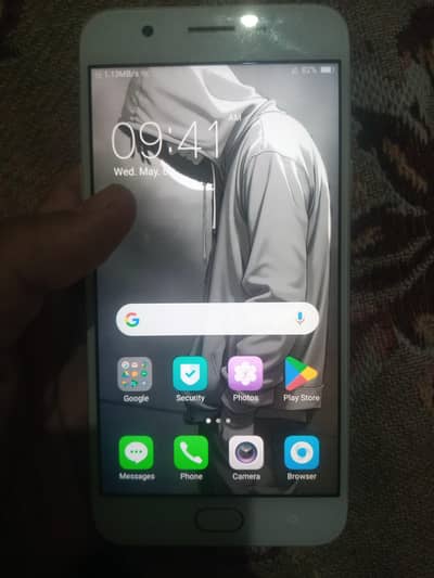 OPPO F1s